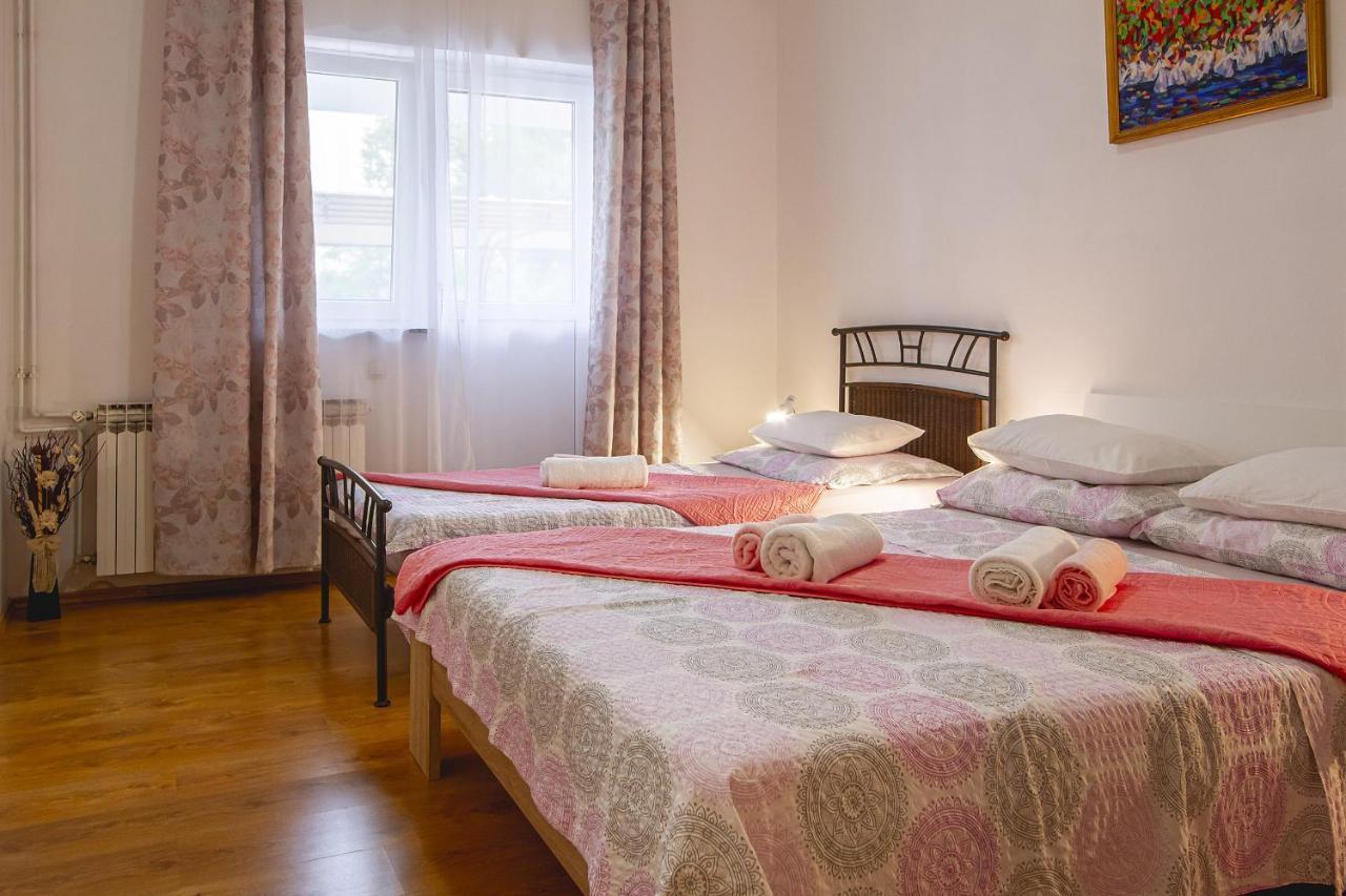 Apartmani Justic Njivice Eksteriør billede